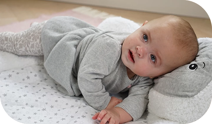 Prêt pour l'aventure ? La check-list des indispensables de voyage pour bébé